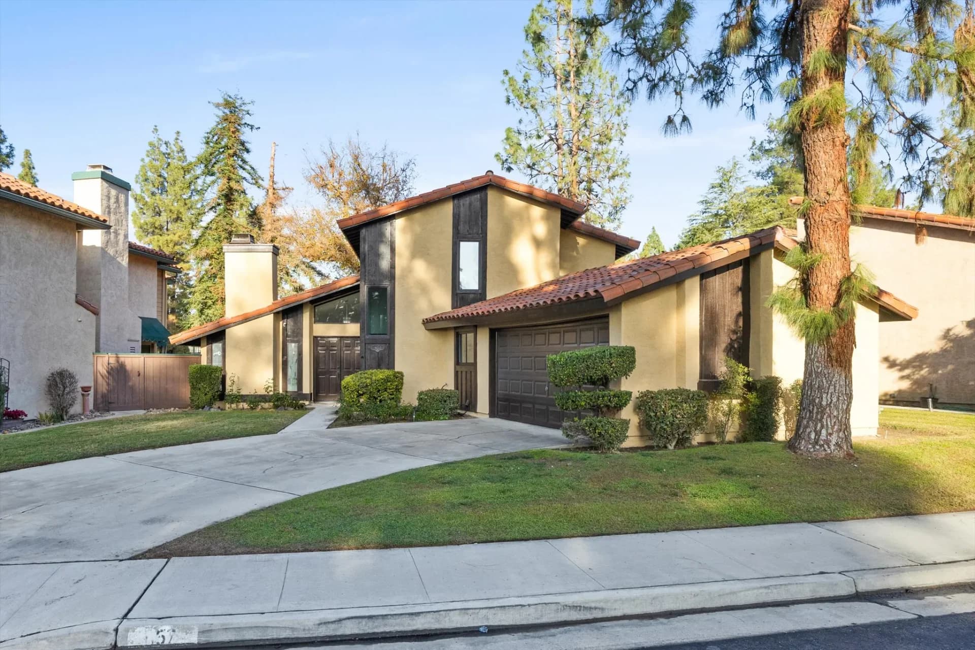 3BR House in Bakersfield — $2,400/mo