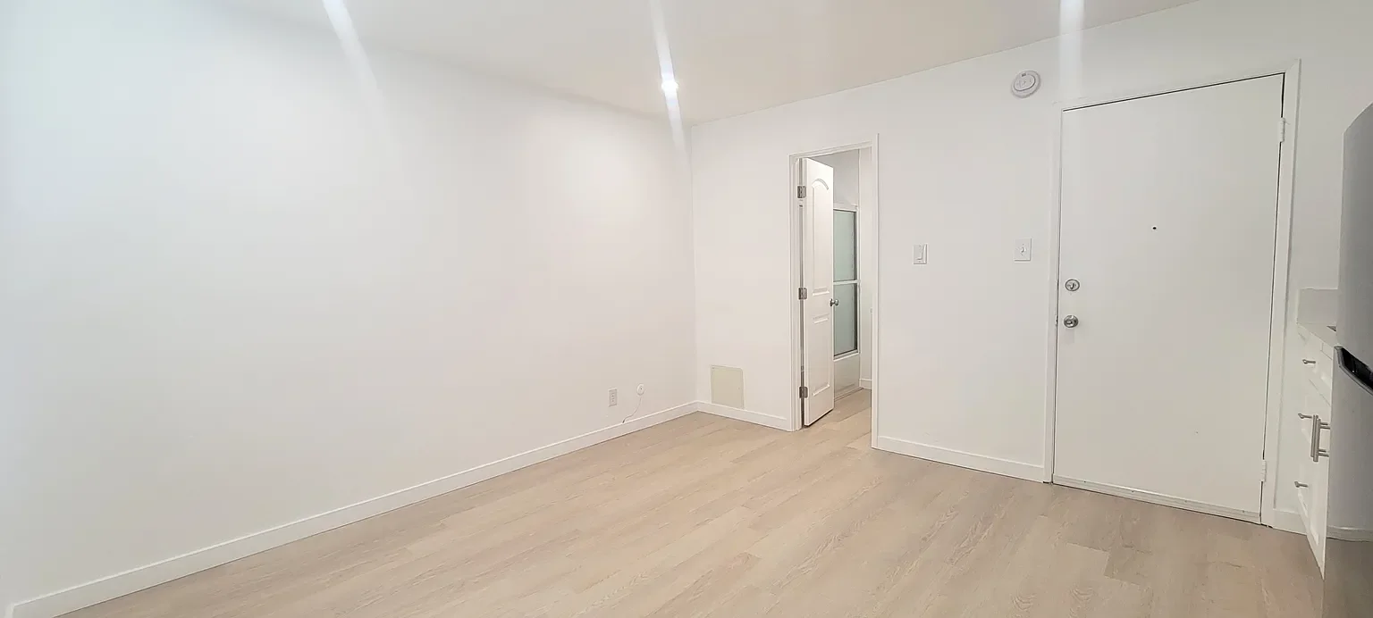 Studio, 1 ba Apartment in Los Angeles, CA — $1,650/mo — photo 1
