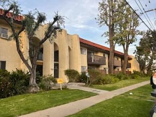 1BR Apartment in Gardena β $1,895/mo