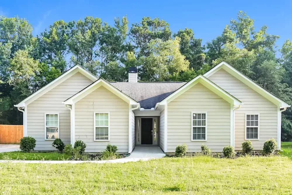 3BR House in Mableton β $1,243/mo